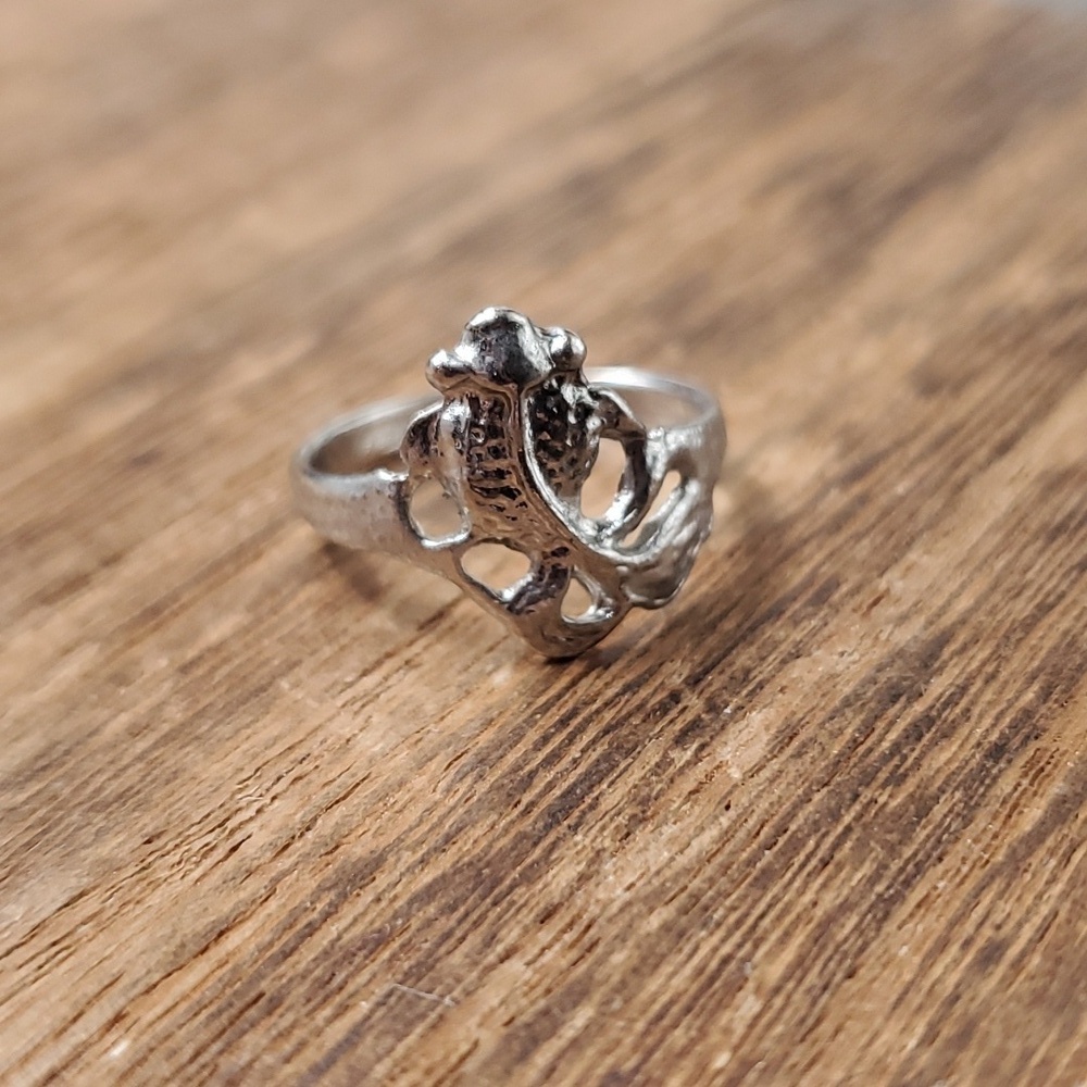 Size 6 R705‎ climbing rose ring
